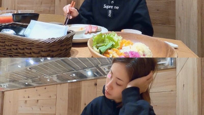 FC2-PPV-1727574 아침부터 교복 차림으로 질내 사정 섹스! 야동온라인