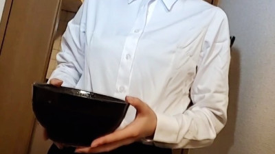 FC2-PPV-2401143 라면가게 그녀의 꿈을 응원해주세요 야동온라인