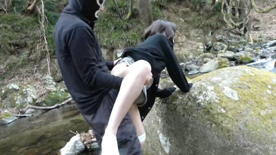 FC2-PPV-3244884 아웃도어/질내 사정 전편 날씬한 미인 유부녀가 갚지 않고 도망치려 해서 산으로 데려갔습니다...글을 쓸 수 없으니 상상에 맡기겠습니다. 야동온라인