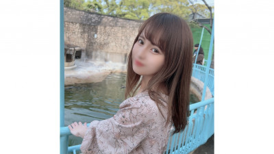 FC2-PPV-4552433 얼굴을 보여주세요! - - ! - - 3일 한정! - - 몸에 밴 쾌락을 잊지 못하는 몸집이 작고 귀여운 접수원이 공공장소에서 자위행위를 과시한다... 남자 경험이 거의 없고, 굵은 머리카락을 ?